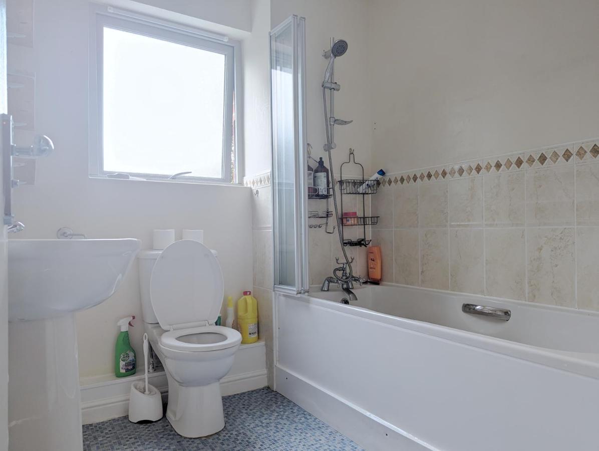 Guest Rooms Near City Centre & Dock Free Parking 리버풀 외부 사진