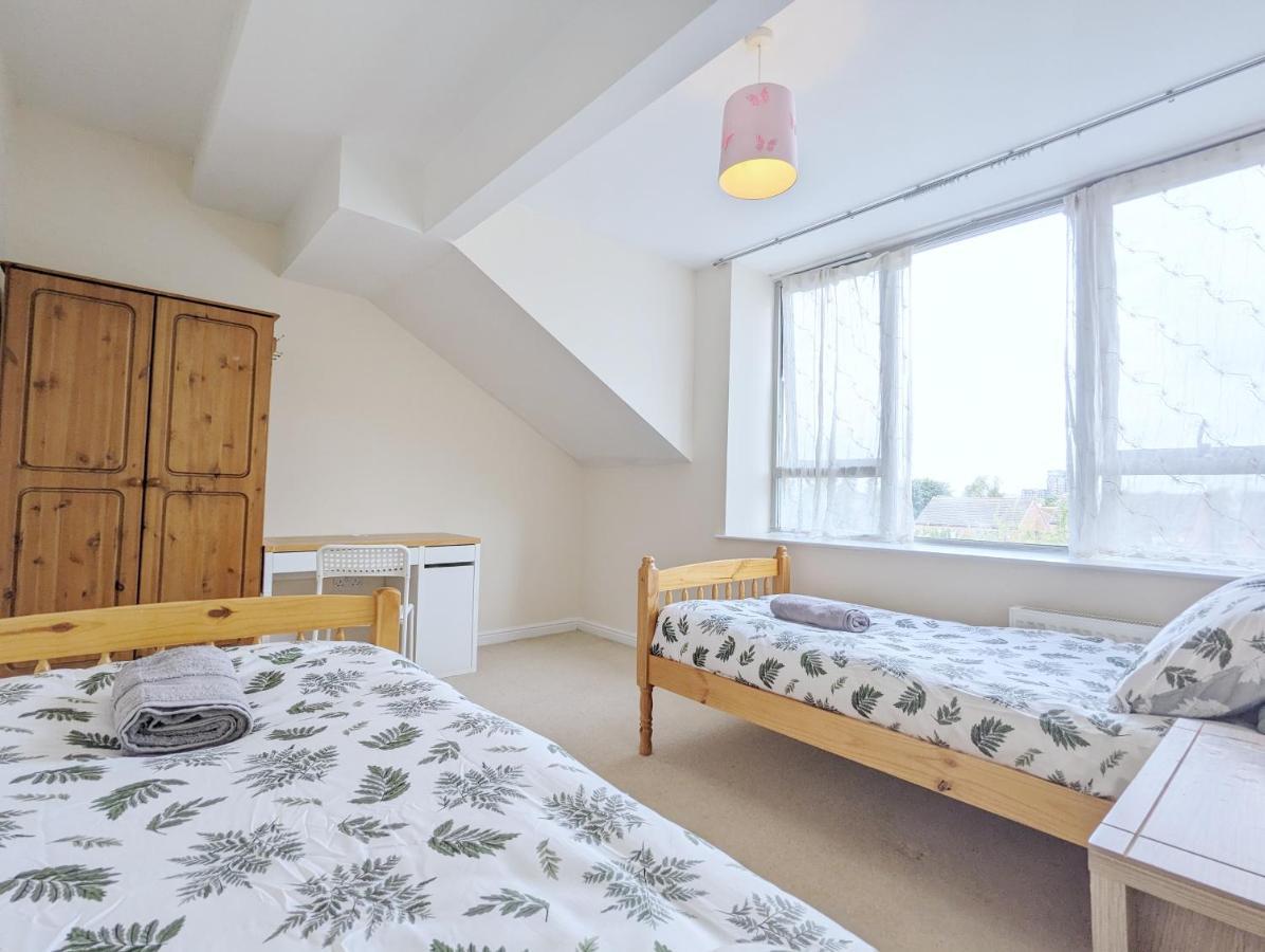 Guest Rooms Near City Centre & Dock Free Parking 리버풀 외부 사진