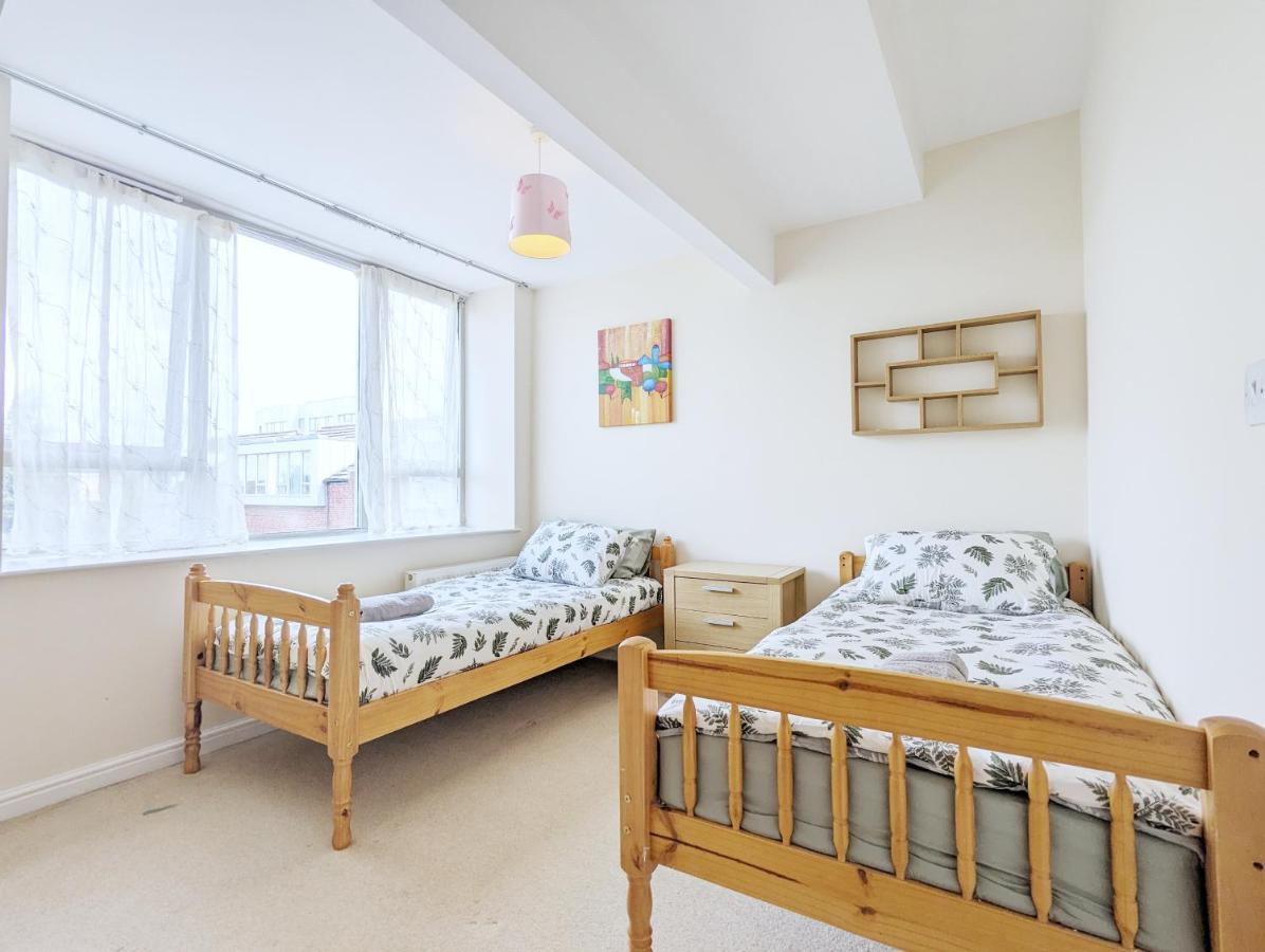 Guest Rooms Near City Centre & Dock Free Parking 리버풀 외부 사진
